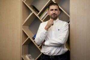 adrian_chiruta_cyber_folks_wp