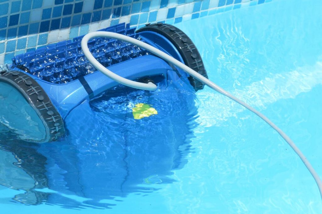 robotcuratarepiscina_wp